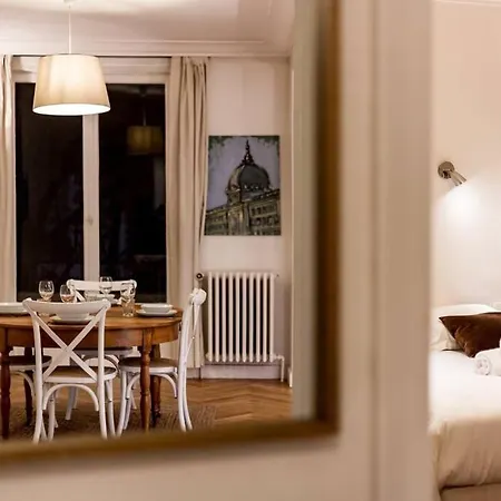 Apartment Spacieux Et Lumineux 70m² De La Place Ail Lyon
